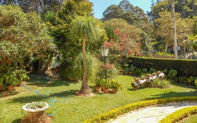 Casa com 2 Quartos em Serra Negra
