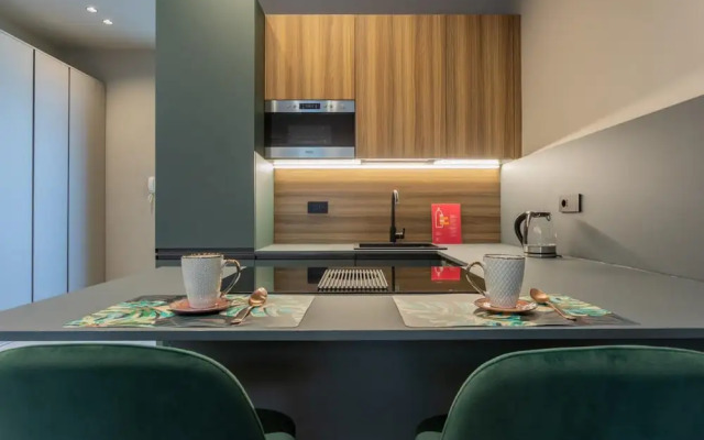 Green Luxury Apartment by Wonderful Italy