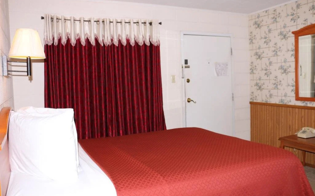 Frontier Motel