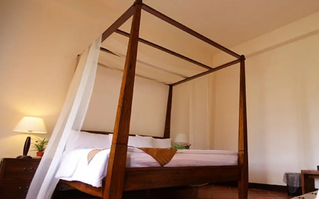 Ocean Seal Inn & Bistro