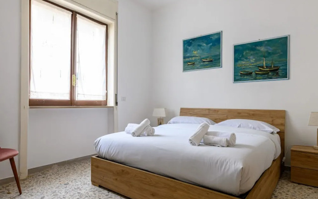 Via Coriolano 8 in Naples