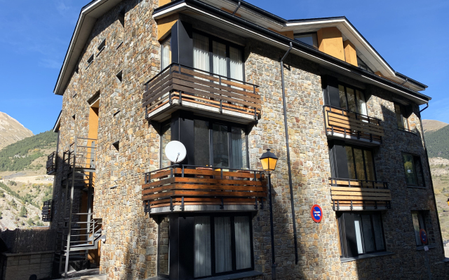 Apartamentos Canillo Ribagrossa 3000