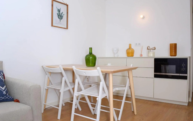 Travel and Live Apartments