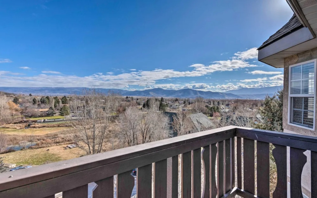 Large, Cozy Midway Studio w/ Mountain Views!