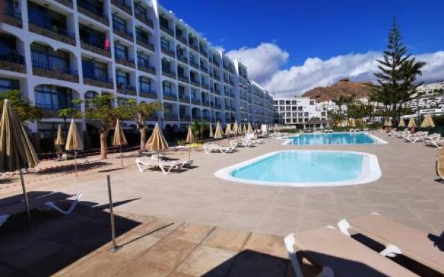 Riviera Peace