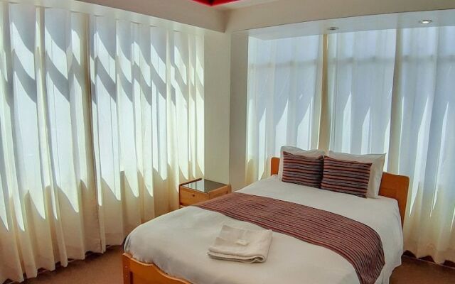 Salones Del Inca Hotel