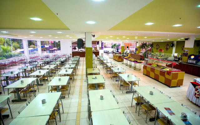 Golden Dolphin Grand Hotel OFICIAL