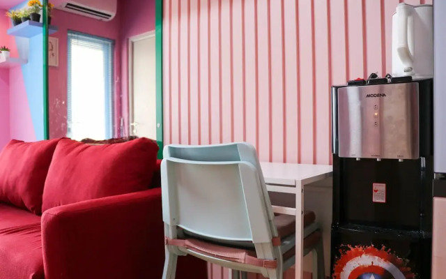 Comfort And Cozy 2Br At Springlake Summarecon Bekasi Apartment