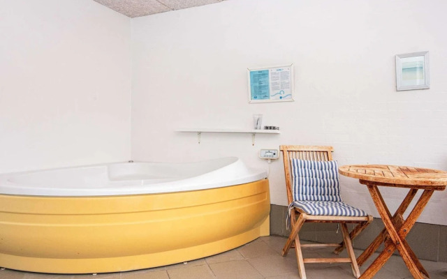 8 Person Holiday Home in Ebeltoft-by Traum