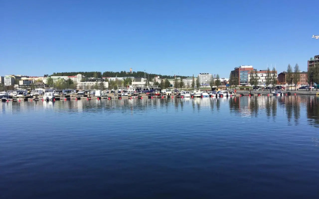Soolo 7th floor lake view