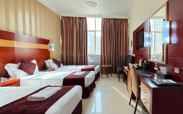 Phoenix Retreat Deira By Dancenter