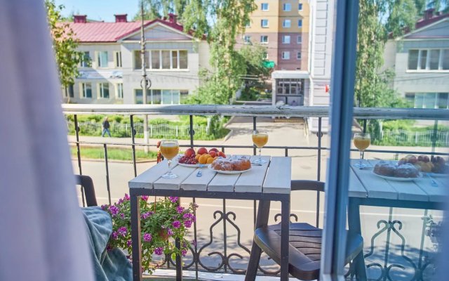 Apartments on Ordzhonikidze Street