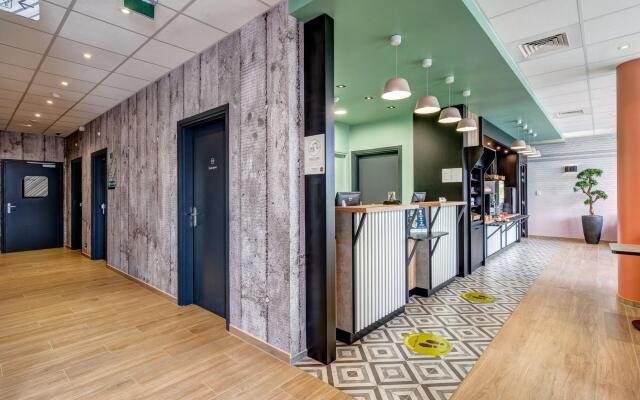 B&B HOTEL Le Port- Marly St-Germain en Laye