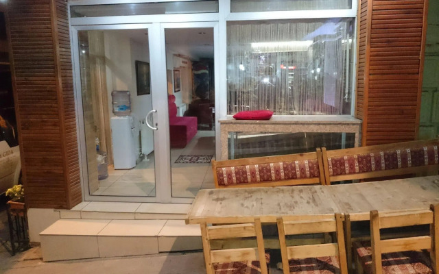Yasmin hotel