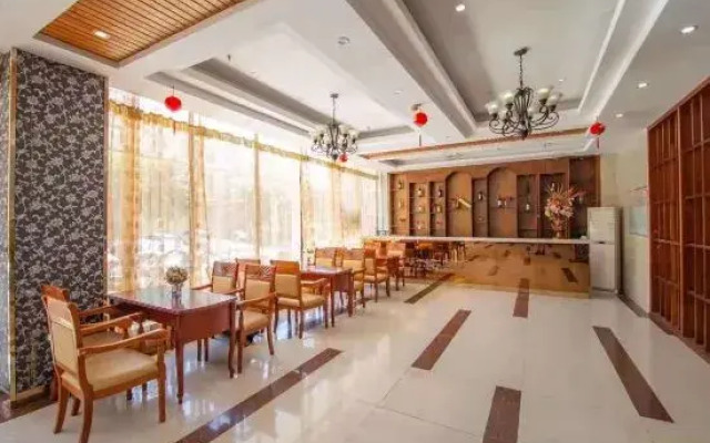 V8 Express Hotel