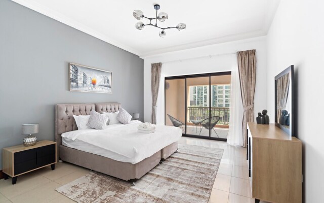 StoneTree - Golden Mile 5 2BR - Beach Access