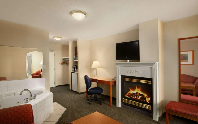 Days Inn Edmonton South