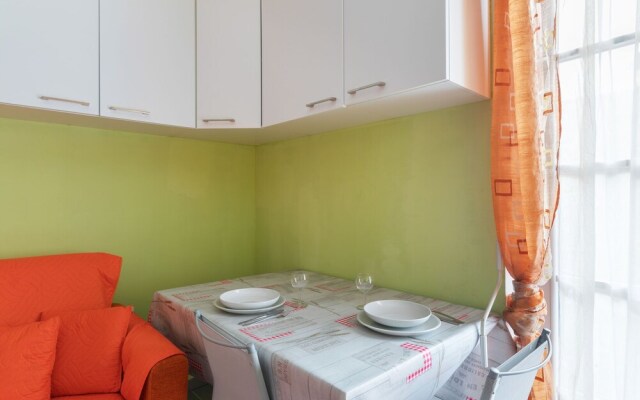 Graceful Holiday Home in Magliolo With Swimming Pool