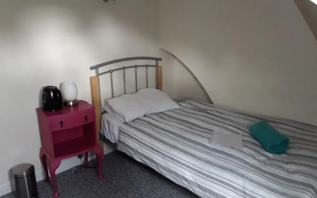 townhouse bridport