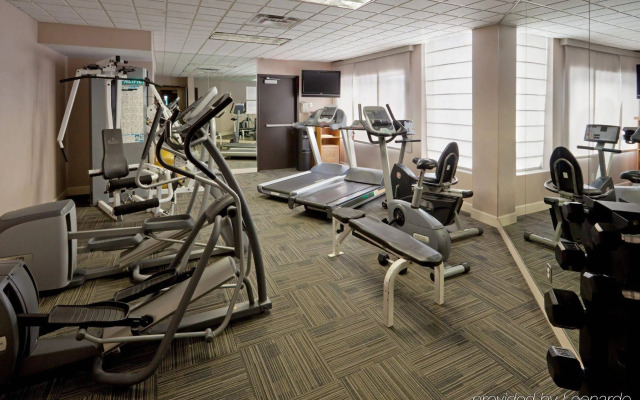 Armon Plaza Montreal Airport