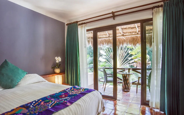 La Tortuga Life Style Studio's Club & Spa