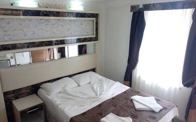 Behram Hotel - Image 4
