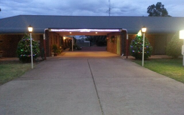 Barham Colonial Motel