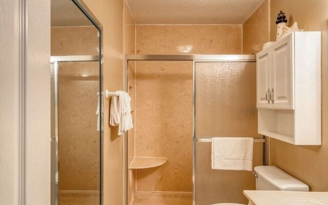 Shoreline 1123 Condo by RedAwning