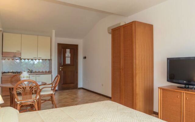 Bougainville 5 - Vista Village