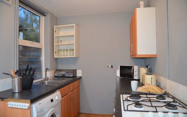 People Boxes Apartments - 38 Ridgway