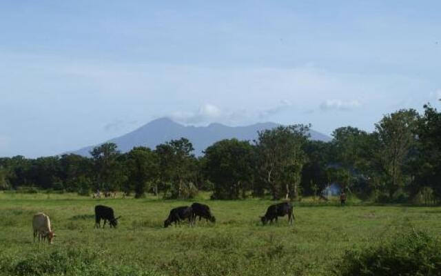 Hacienda Los Malacos Ecological Farm & Hotel