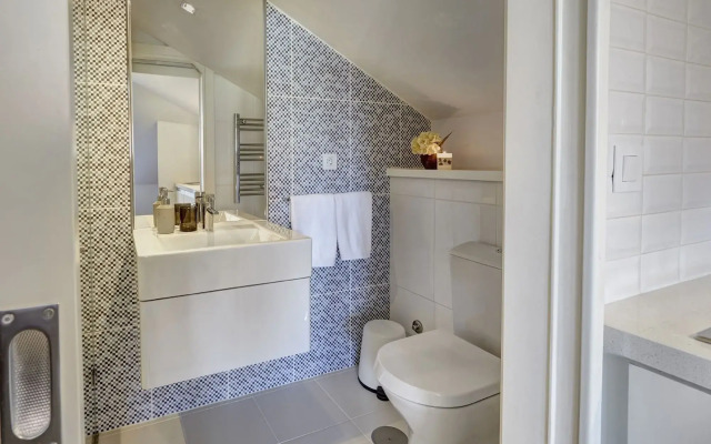 Porto Downtown Lovers Suites Bombarda 451
