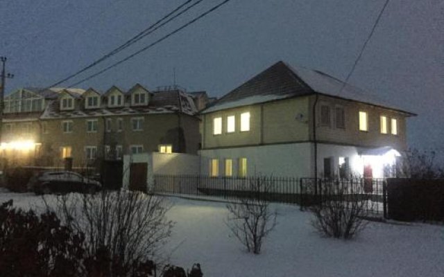 Guest House on Polevaya 26