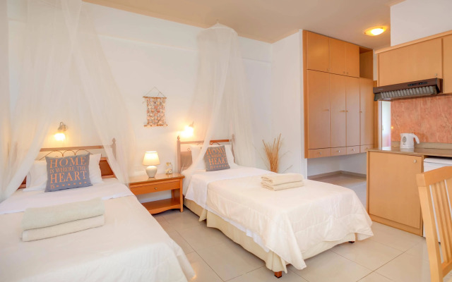 Notos Heights Hotel & Suites