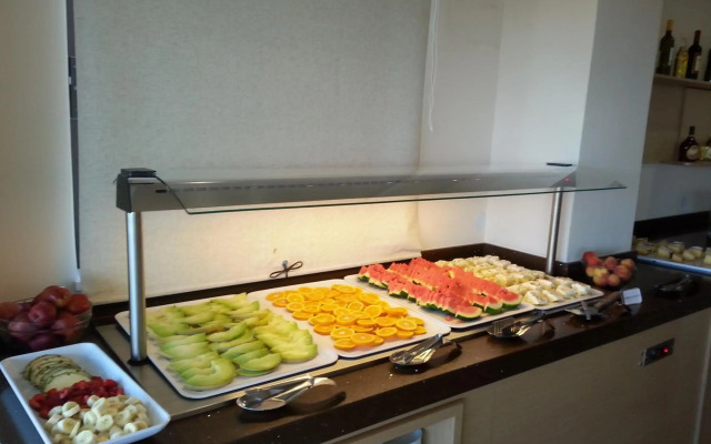 Vallian Village Hotel