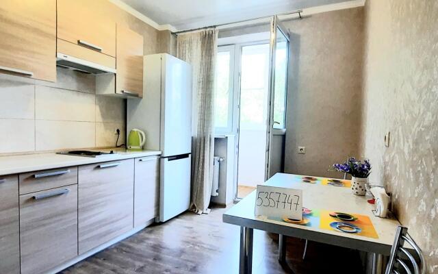Apartments on Malinovsky street 76b/87a