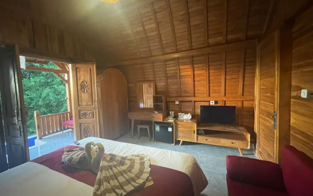 Innora Jungle Resort and Spa