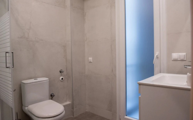 #halu! Modern Center Apartment