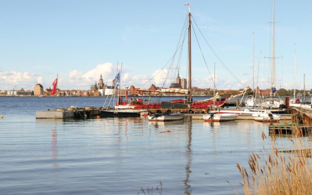 Beautiful Home in Altefähr/rügen With 2 Bedrooms and Internet