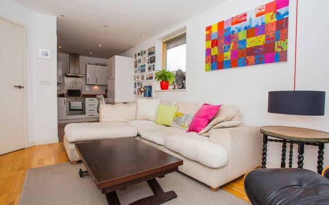 Lovely 1 Bed Apartment in Fantastic Location