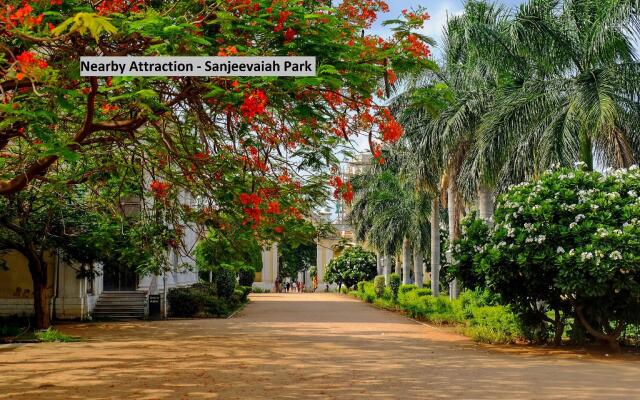 Sree Radha Lodge by OYO Rooms