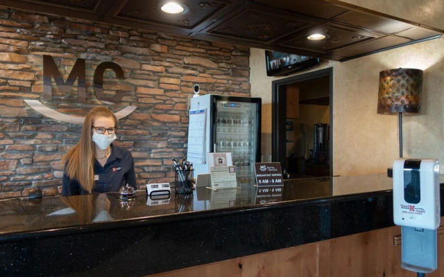 Miles City Hotel & Suites
