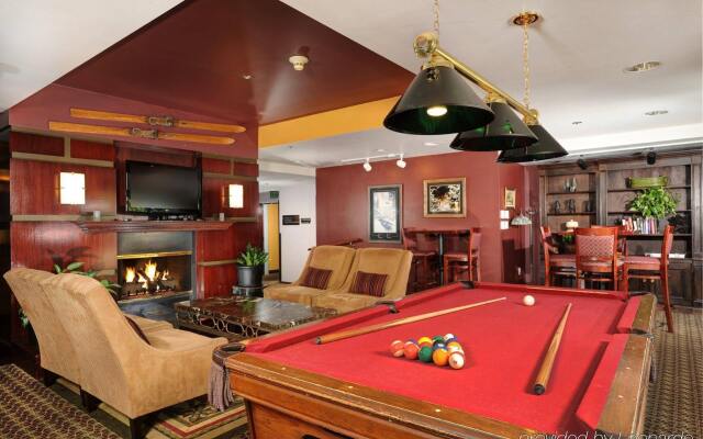 Hyatt Place Keystone / Dillon