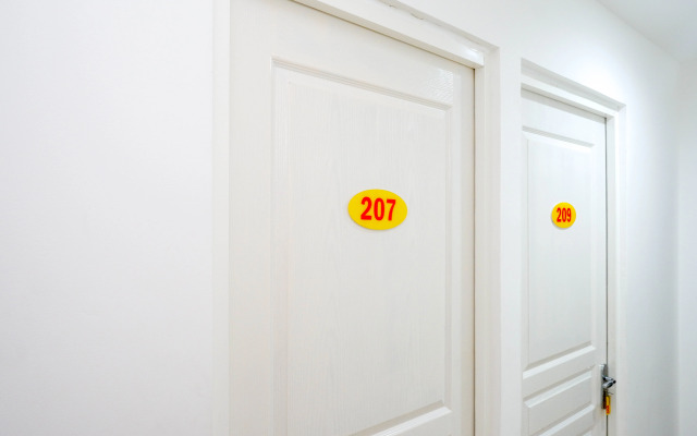 RedDoorz near Mall Ratu Indah 3