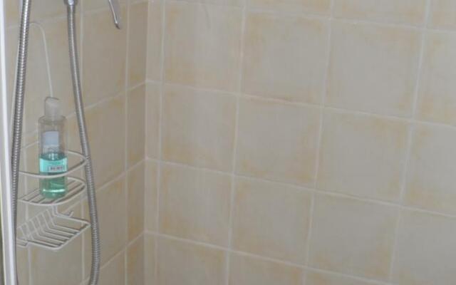 Home Rental Rue Latour Maubourg One Bedroom