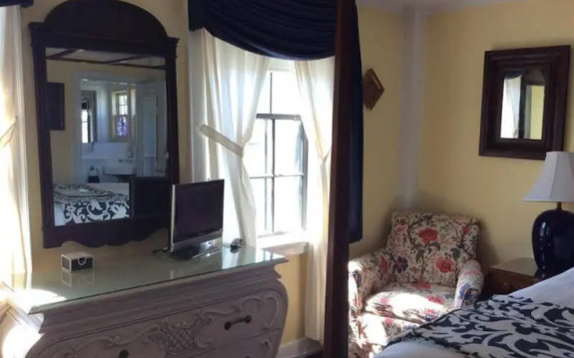 Samuel Durfee House B&B