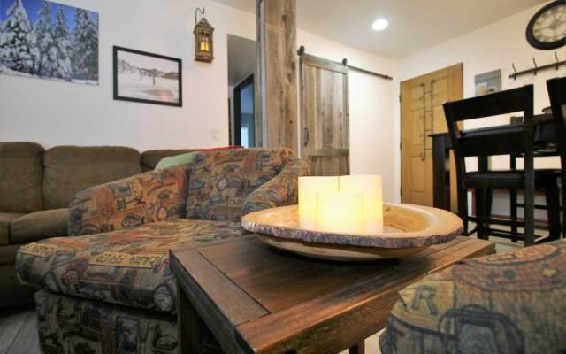 Mammoth S #109 2 Bedroom Condo