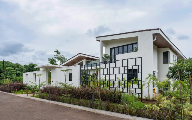 Riyuvann Estate