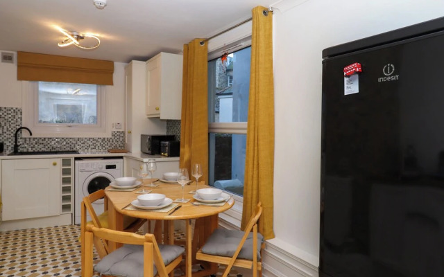 Flat 2