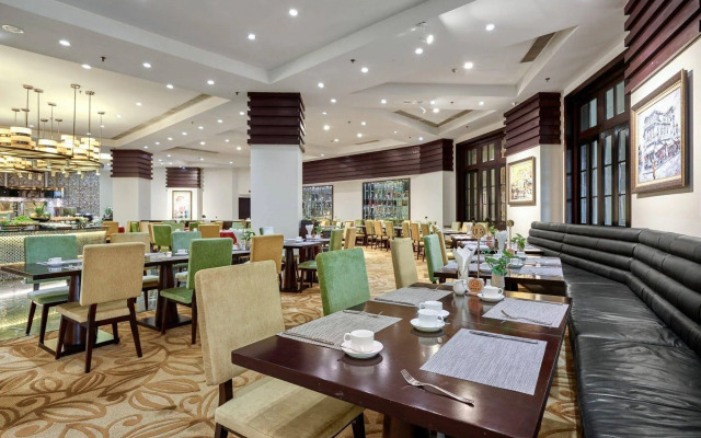 Royal Halong Hotel